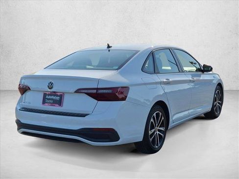 Used 2023 Volkswagen Jetta Sport FWD image 5