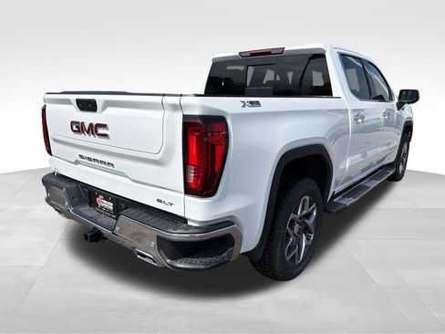 New 2026 GMC Sierra 1500 SLT image 7