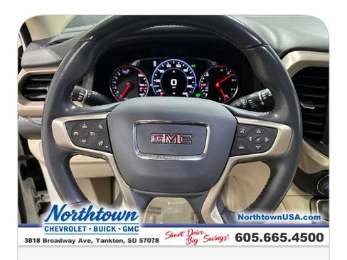 Used 2021 GMC Acadia Denali w/ Denali Ultimate Package AWD/4WD image 14