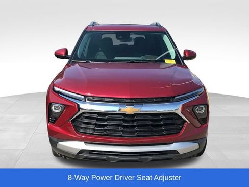 Used 2024 Chevrolet TrailBlazer LT w/ Convenience Package AWD/4WD image 7