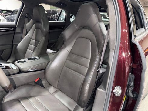 Used 2018 Porsche Panamera Turbo S image 49