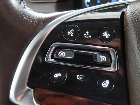 Used 2015 Cadillac Escalade ESV Luxury RWD image 25
