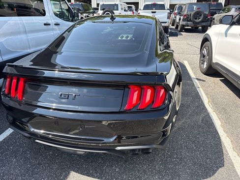 Used 2022 Ford Mustang GT Premium w/ Black Accent Package RWD image 16