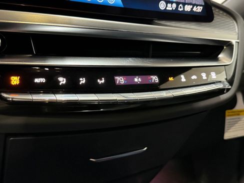 New 2026 Cadillac Lyriq Sport AWD/4WD image 30