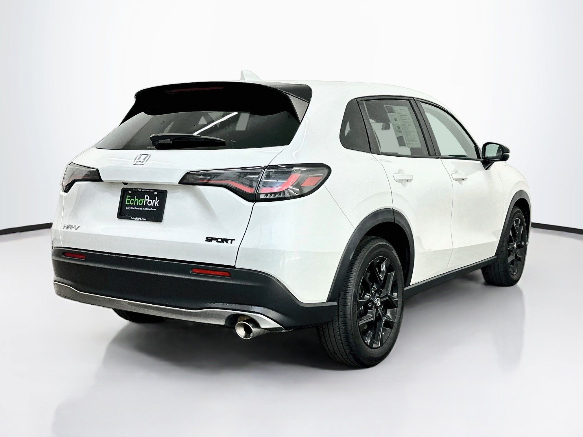 Used 2025 Honda HR-V Sport image 9