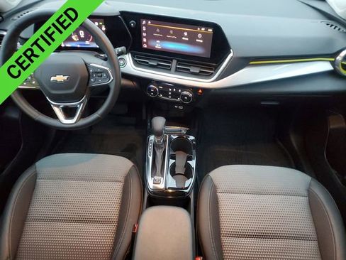 Certified 2024 Chevrolet Trax LT w/ Driver Confidence Package image 20