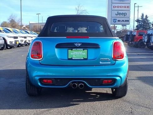Used 2019 MINI Cooper S w/ Signature Upholstery Package image 4