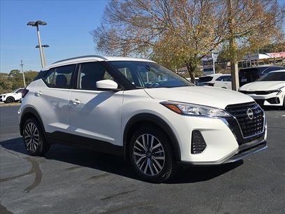 Used 2023 Nissan Kicks SV