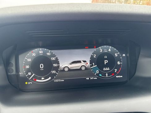 New 2025 Land Rover Discovery Sport S image 22