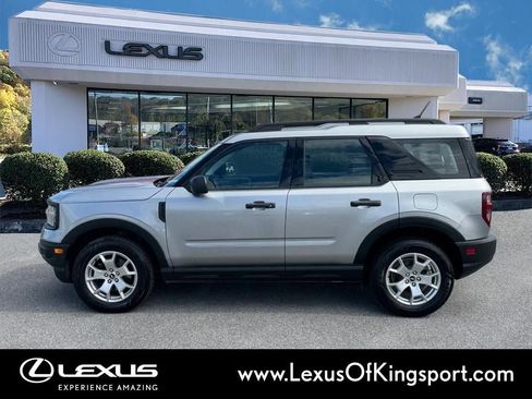 Used 2022 Ford Bronco Sport image 2