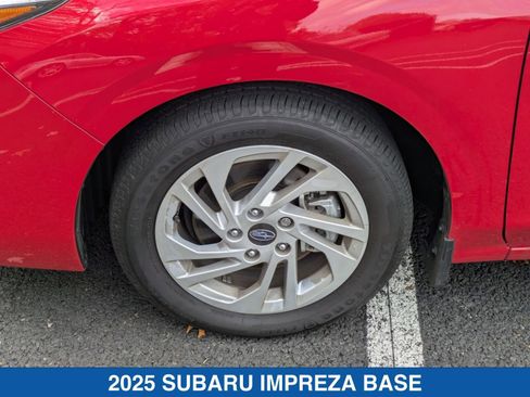 Certified 2025 Subaru Impreza 2.0i image 11