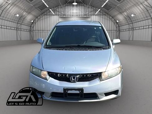 Used 2010 Honda Civic LX image 2