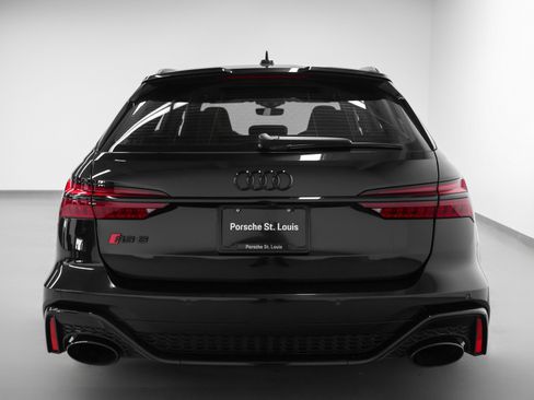 Used 2023 Audi RS 6 image 9