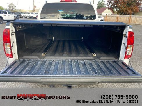 Used 2009 Nissan Frontier PRO-4X w/ Pro-4x Value Truck Pkg AWD/4WD image 23