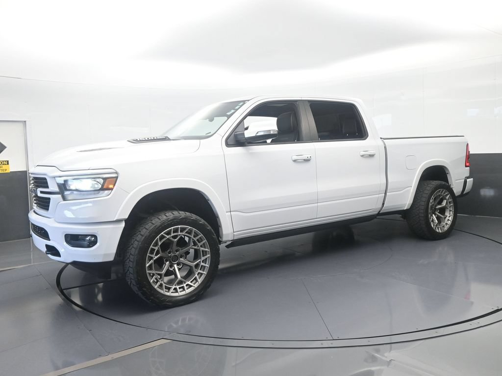 Used 2021 RAM 1500 Laramie AWD/4WD image 2