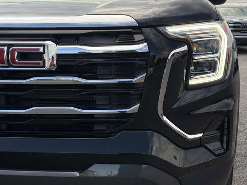 New 2026 GMC Terrain Elevation FWD image 9