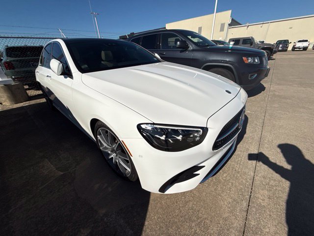 Used 2021 Mercedes-Benz E 350 Sedan image 4