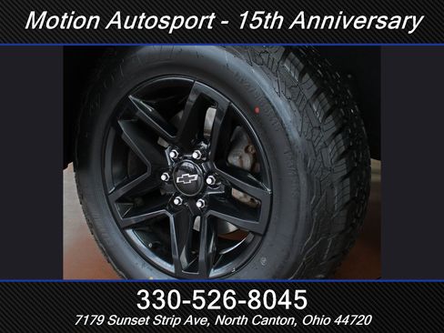 Used 2019 Chevrolet Silverado 1500 Custom Trail Boss w/ Custom Convenience Package AWD/4WD image 40