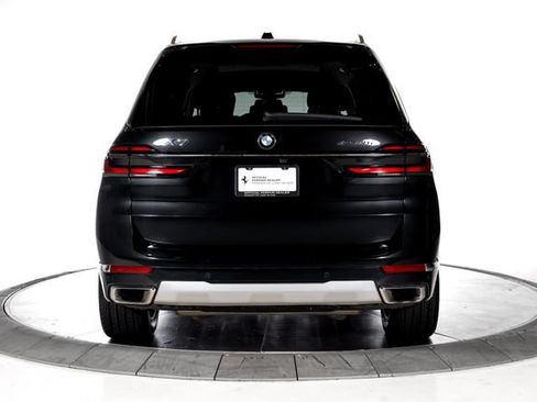 Used 2024 BMW X7 xDrive40i w/ Premium Package AWD/4WD image 4