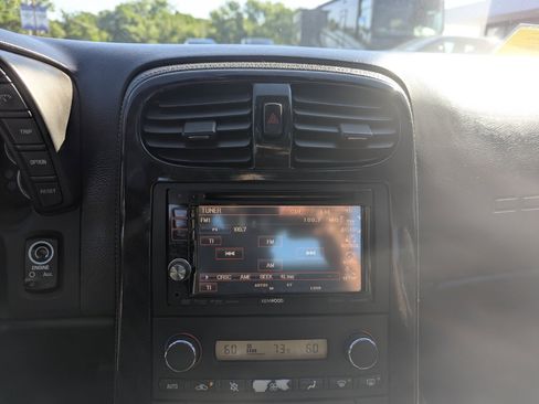 Used 2005 Chevrolet Corvette Coupe w/ Preferred Equipment Group image 18