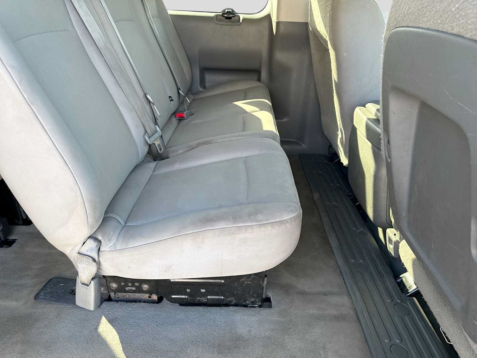 Used 2014 Nissan NV 3500 SV w/ Technology Package RWD image 18