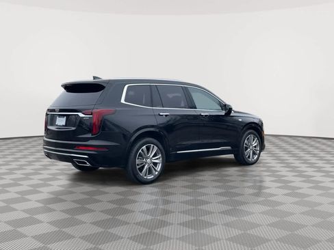 Certified 2023 Cadillac XT6 Premium Luxury image 8
