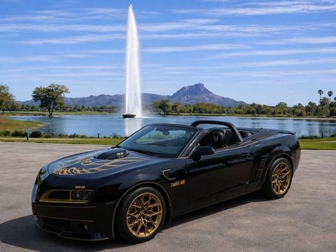 Used 2013 Chevrolet Camaro SS w/ RS Package RWD image 1