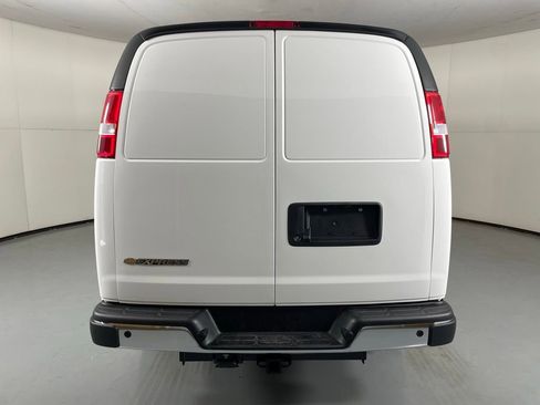 New 2025 Chevrolet Express 2500 w/ Driver Convenience Package image 5