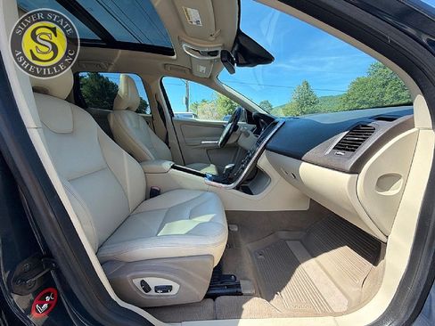 Used 2013 Volvo XC60 T6 AWD/4WD image 16