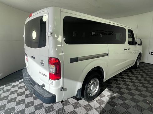 Used 2019 Nissan NV 3500 S image 7