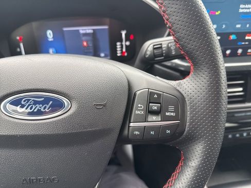 Used 2024 Ford Escape ST-Line w/ Tech Pack #1 image 12