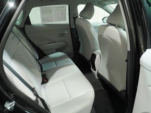 Used 2026 Hyundai Kona SEL Sport AWD/4WD image 15