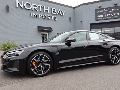 Used 2023 Audi RS e-tron GT w/ Carbon Performance Package AWD/4WD image 1
