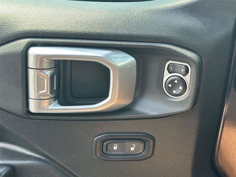 Used 2020 Jeep Wrangler Unlimited Sport S AWD/4WD image 21