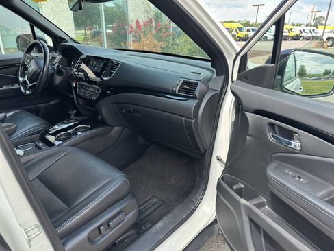 Used 2019 Honda Passport Touring image 10