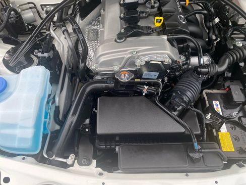 Used 2022 MAZDA MX-5 Miata RF Grand Touring image 18