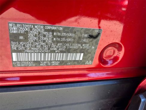 Used 2023 Toyota bZ4X AWD w/ Weather Package image 31