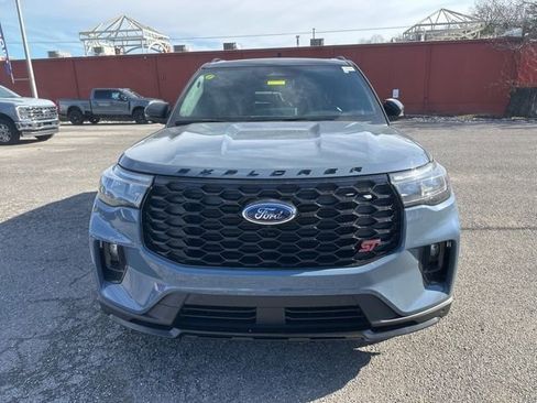 New 2026 Ford Explorer ST w/ Sun And Sound Package AWD/4WD image 8