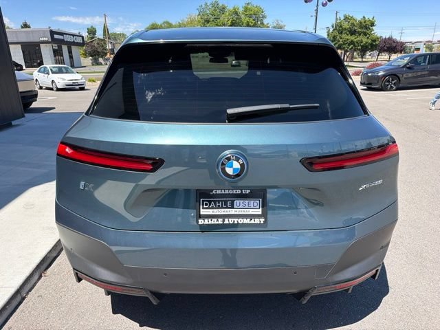 Used 2023 BMW iX xDrive50 w/ Convenience Package AWD/4WD image 7
