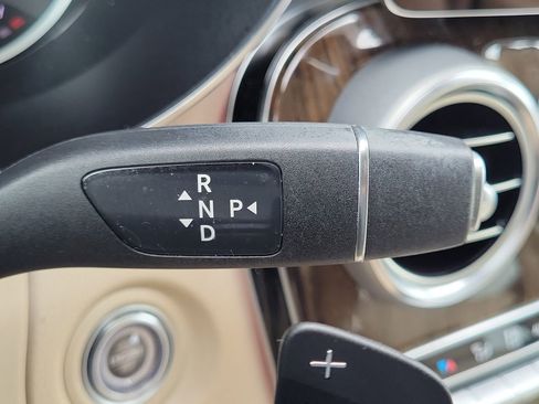 Certified 2022 Mercedes-Benz GLC 300 image 31