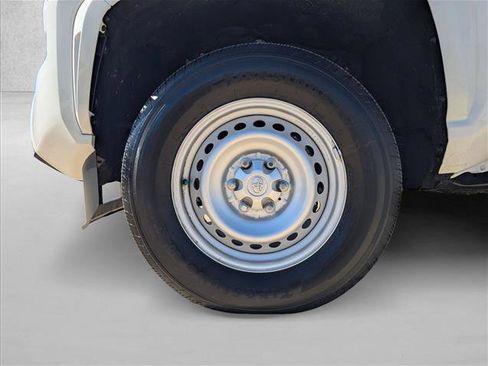 Certified 2025 Toyota Tacoma SR image 21