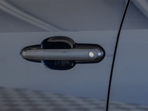 Used 2021 Toyota RAV4 XLE Premium image 46