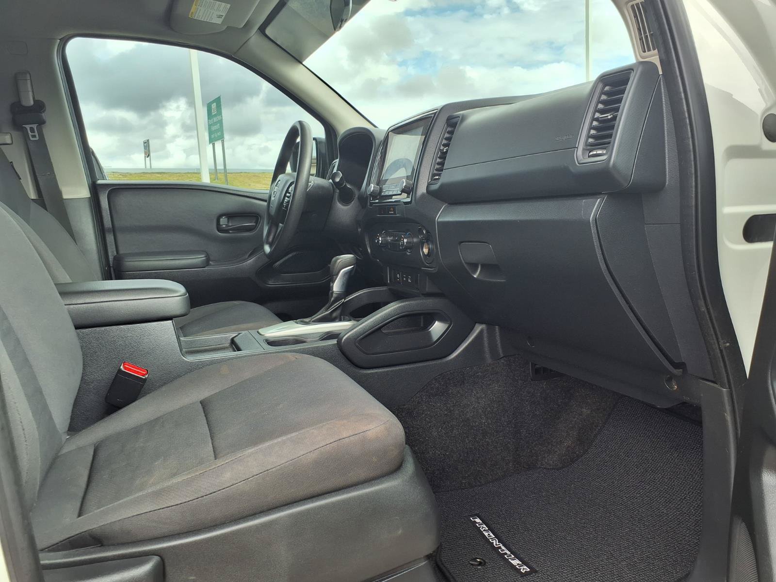 Used 2022 Nissan Frontier S w/ Technology Package RWD image 12