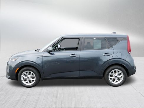 Used 2020 Kia Soul S FWD image 4