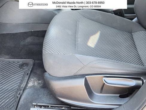 Used 2011 Volkswagen Jetta S FWD image 8