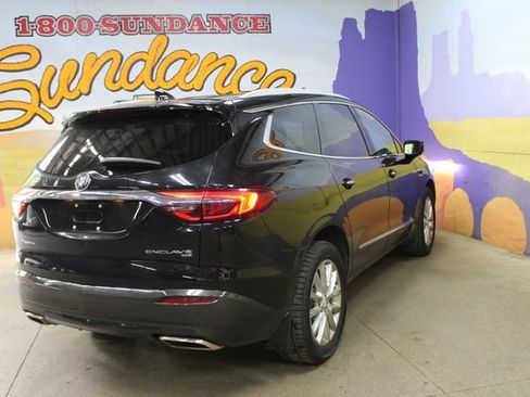 Used 2019 Buick Enclave Premium w/ Experience Buick Package AWD/4WD image 8