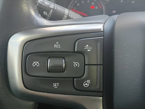 Used 2021 Chevrolet Suburban Z71 w/ Luxury Package AWD/4WD image 6