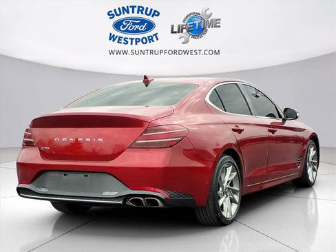 Used 2022 Genesis G70 2.0T image 3