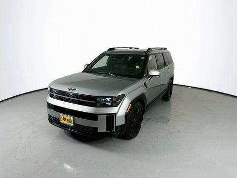 Used 2024 Hyundai Santa Fe Calligraphy FWD image 5
