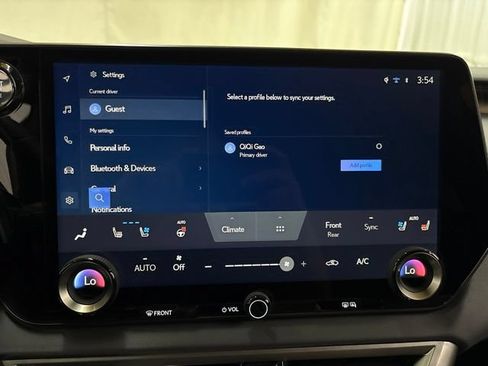 Used 2024 Lexus RX 350 Premium w/ Accessory Package AWD/4WD image 47